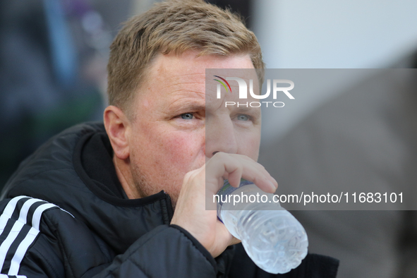 Newcastle United Manager Eddie Howe drinks from a bottle of water during the Premier League match between Newcastle United and Brighton and...