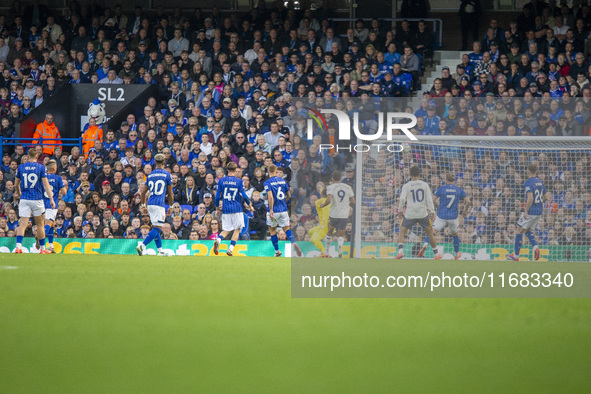 Michael Keane of Everton makes it 2-0 during the Premier League match between Ipswich Town and Everton at Portman Road in Ipswich, on Octobe...