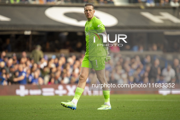 Jordan Pickford of Everton looks dejected during the Premier League match between Ipswich Town and Everton at Portman Road in Ipswich, Engla...