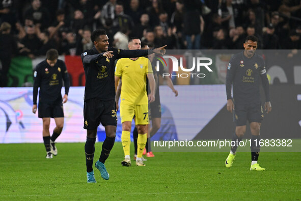 Juan Cabal of Juventus F.C. celebrates after scoring the goal of 1-0 during the 8th day of the Serie A Championship between Juventus F.C. an...