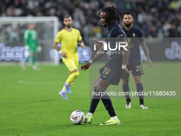 Khephren Thuram participates in the Serie A 2024-2025 match between Juventus and Lazio in Turin, Italy, on October 19, 2024. 