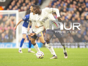 Abdoulaye Doucoure of Everton is on the ball during the Premier League match between Ipswich Town and Everton at Portman Road in Ipswich, En...