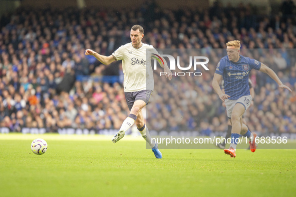 Michael Keane of Everton is on the ball during the Premier League match between Ipswich Town and Everton at Portman Road in Ipswich, England...