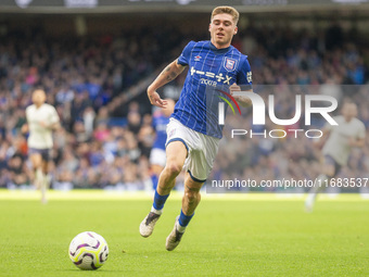 Leif Davis of Ipswich Town is on the ball during the Premier League match between Ipswich Town and Everton at Portman Road in Ipswich, Engla...