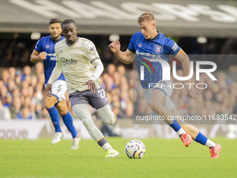 Idrissa Gueye of Everton competes with Liam Delap of Ipswich Town for the ball during the Premier League match between Ipswich Town and Ever...