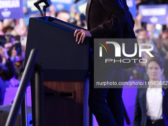 Waterford, MICHIGAN - OCTOBER 18: US Vice President and Democratic presidential candidate Kamala Harris speaks at the Oakland County campaig...