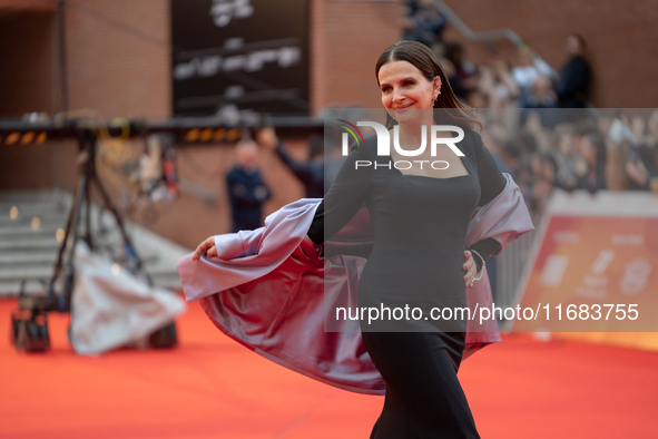 Juliette Binoche attends the ''The Return'' red carpet during the 19th Rome Film Festival at Auditorium Parco Della Musica in Rome, Italy, o...