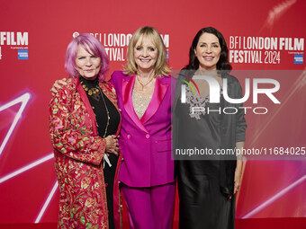 [l to 2r] Mary Davidson (sadies' mum), Twiggy and Sadie Frost attend the screening of "Twiggy" during the 68th BFI London Film Festival at B...