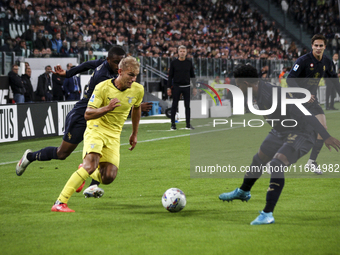 Lazio forward Gustav Isaksen (18) is in action during the Serie A football match number 8, Juventus vs. Lazio, at the Allianz Stadium in Tur...