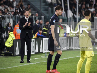 Juventus coach Thiago Motta shouts to his players during the Serie A football match number 8 between Juventus and Lazio at the Allianz Stadi...