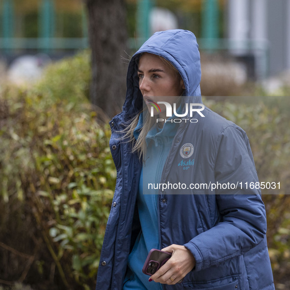 Alex Greenwood #5 of Manchester City W.F.C. arrives at the Joie Stadium during the Barclays FA Women's Super League match between Manchester...