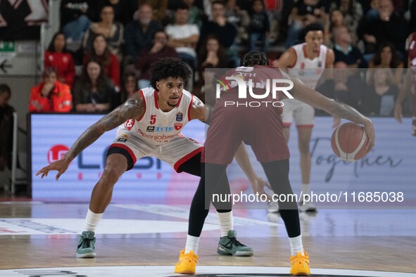 Justin Gray of Openjobmetis Varese plays during the LBA Italy Championship match between Openjobmetis Varese and Trapani Shark in Varese, It...