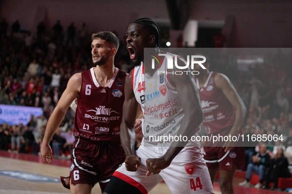 Gabe Brown of Openjobmetis Varese plays during the LBA Italy Championship match between Openjobmetis Varese and Trapani Shark in Varese, Ita...