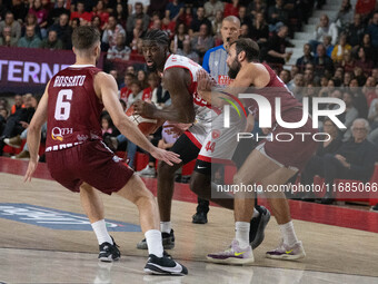 Gabe Brown of Openjobmetis Varese plays during the LBA Italy Championship match between Openjobmetis Varese and Trapani Shark in Varese, Ita...