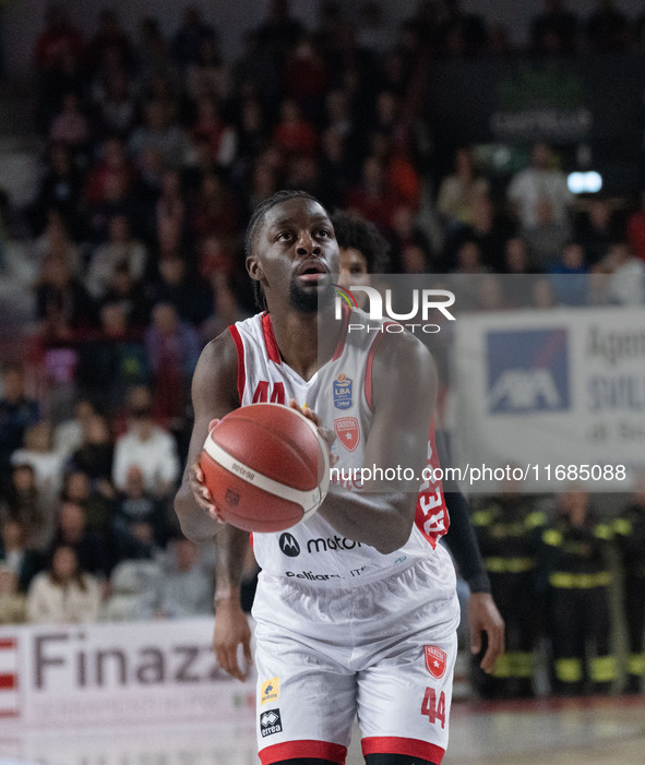 Gabe Brown of Openjobmetis Varese plays during the LBA Italy Championship match between Openjobmetis Varese and Trapani Shark in Varese, Ita...