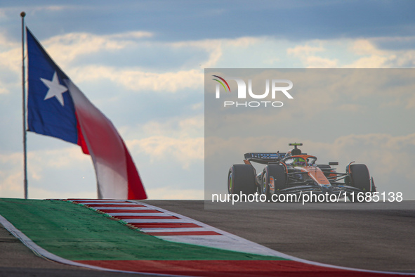 Lando Norris of the UK drives the McLaren F1 Team MCL38 Mercedes during the qualifying for the Formula 1 Pirelli United States Grand Prix 20...