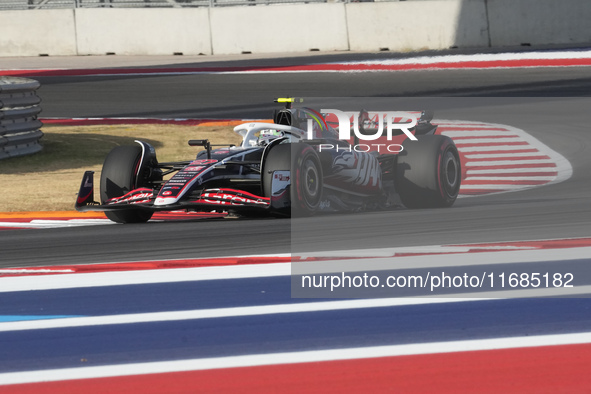 Nico Hulkenberg of Germany drives the (27) MoneyGram Haas F1 Team VF-24 Ferrari during the qualifying for the Formula 1 Pirelli United State...