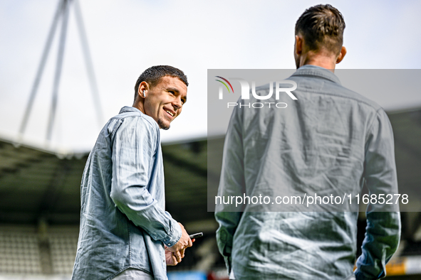 AFC Ajax Amsterdam goalkeeper Jay Gorter participates in the match between Heracles Almelo and Ajax at the Asito Stadium for the Dutch Eredi...