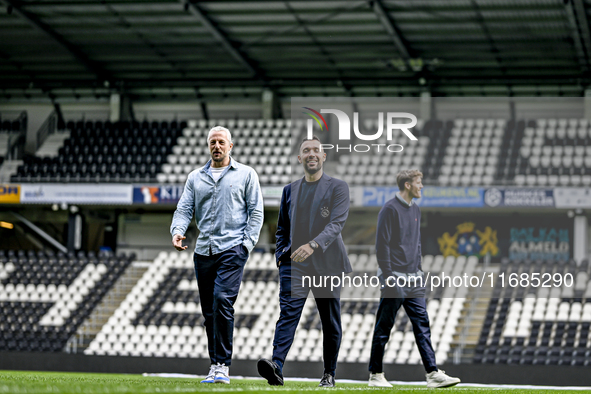 AFC Ajax Amsterdam goalkeeper Remko Pasveer and AFC Ajax Amsterdam trainer Francesco Fariolo participate in the match between Heracles Almel...