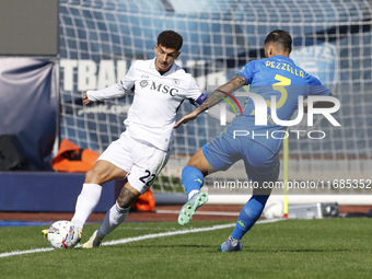 Giovanni Di Lorenzo of Napoli and Giuseppe Pezzella of Empoli play during the Serie A soccer match between Empoli FC and SSC Napoli at Stadi...