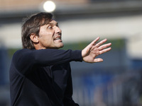 Antonio Conte coaches Napoli during the Serie A soccer match between Empoli FC and SSC Napoli at Stadio Carlo Castellani in Empoli, Italy, o...