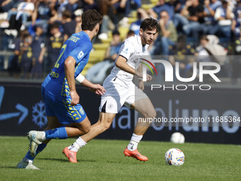 Napoli's Khvicha Kvaratskhelia plays during the Serie A soccer match between Empoli FC and SSC Napoli at Stadio Carlo Castellani in Empoli,...