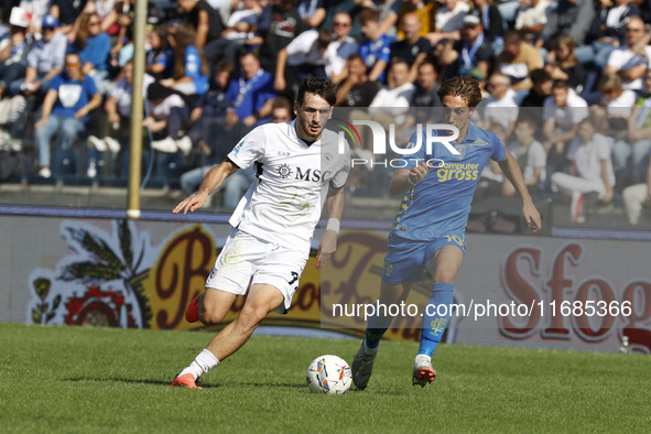 Napoli's Khvicha Kvaratskhelia plays during the Serie A soccer match between Empoli FC and SSC Napoli at Stadio Carlo Castellani in Empoli,...