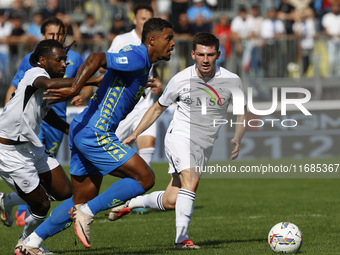 Napoli's Billy Gilmour plays during the Serie A soccer match between Empoli FC and SSC Napoli at Stadio Carlo Castellani in Empoli, Italy, o...