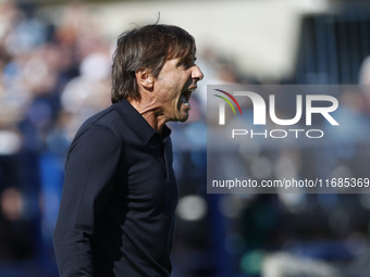 Antonio Conte coaches Napoli during the Serie A soccer match between Empoli FC and SSC Napoli at Stadio Carlo Castellani in Empoli, Italy, o...