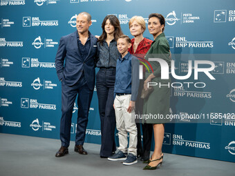 Stefano Accorsi, Barbara Ronchi, Christian Cervone, Cristina Comencini, and Serena Rossi attend the ''Il Treno Dei Bambini'' photocall durin...