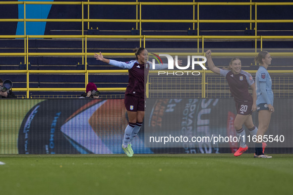 Teams shake hands during the Barclays FA Women's Super League match between Manchester City and Aston Villa at the Joie Stadium in Mancheste...