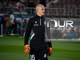 Goalkeeper Filip Bednarek warms up before the game between KS Cracovia and Lech Poznan in Krakow, Poland, on October 19, 2024. PKO BP Ekstra...