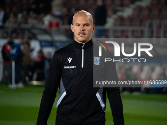 Goalkeeper Filip Bednarek warms up before the game between KS Cracovia and Lech Poznan in Krakow, Poland, on October 19, 2024. PKO BP Ekstra...