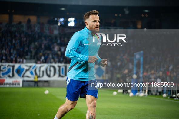 Dino Hotic warms up before the game between KS Cracovia and Lech Poznan in Krakow, Poland, on October 19, 2024, during the PKO BP Ekstraklas...