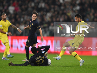 Timothy Weah of Juventus FC and Pedro of SS Lazio battle for the ball during the Juventus FC vs. SS Lazio match, the 8th turn of Italian Leg...