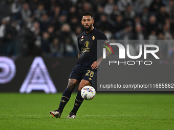 Douglas Luiz of Juventus FC is in action during the match between Juventus FC and SS Lazio in the 8th round of the Italian Lega Serie A Enil...