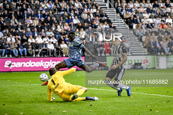 AFC Ajax Amsterdam forward Brian Brobbey plays during the match between Heracles Almelo and Ajax at the Asito Stadium for the Dutch Eredivis...