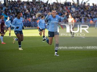 Jill Roord #10 of Manchester City W.F.C. celebrates her goal during the Barclays FA Women's Super League match between Manchester City and A...