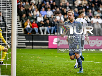 AFC Ajax Amsterdam midfielder Davy Klaassen celebrates the 1-1 goal during the match between Heracles Almelo and Ajax at the Asito Stadium f...