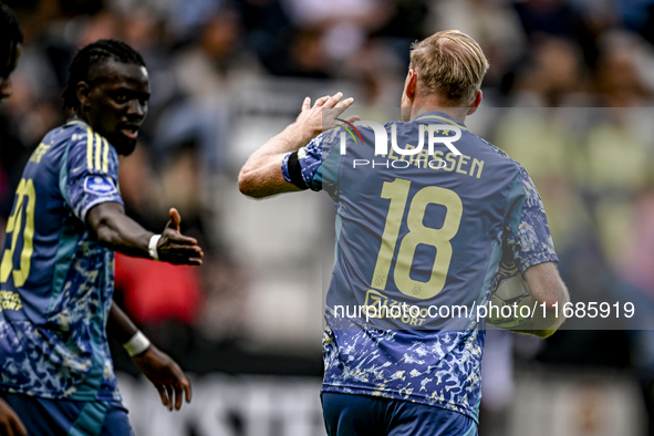 AFC Ajax Amsterdam midfielder Davy Klaassen plays during the match between Heracles Almelo and Ajax at the Asito stadium for the Dutch Eredi...