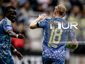 AFC Ajax Amsterdam midfielder Davy Klaassen plays during the match between Heracles Almelo and Ajax at the Asito stadium for the Dutch Eredi...