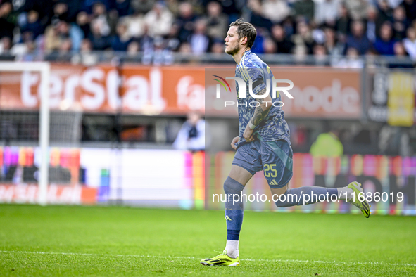 AFC Ajax Amsterdam forward Wout Weghorst plays during the match between Heracles Almelo and Ajax at the Asito Stadium for the Dutch Eredivis...