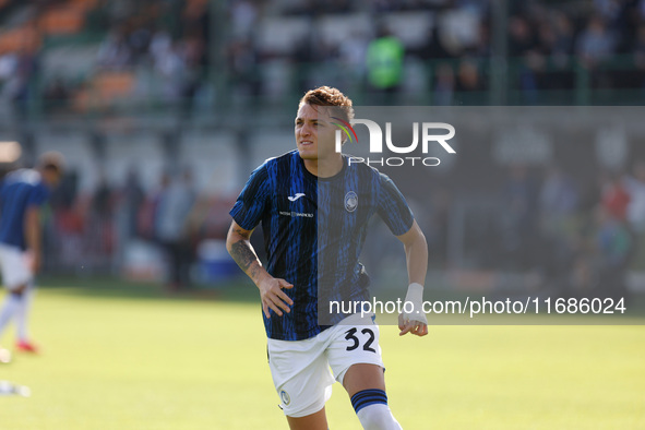 Atalanta's Mateo Retegui participates in the Italian Serie A soccer championship football match between Venezia FC and Atalanta BC at Pierlu...