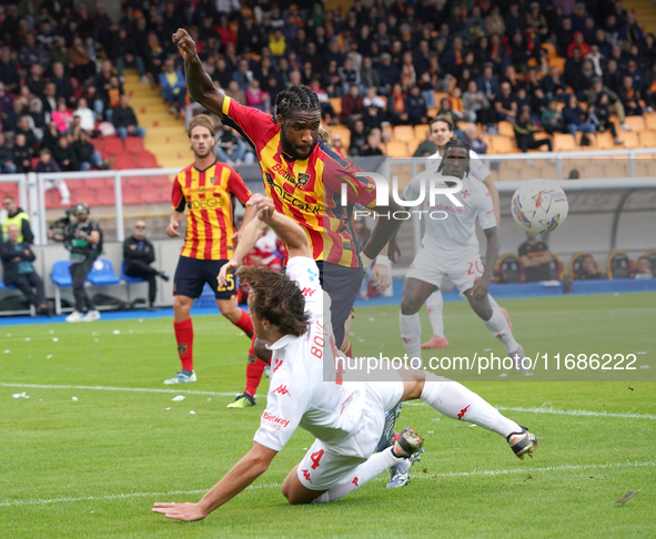 Edoardo Bove of ACF Fiorentina is in action during the Serie A match between Lecce and Fiorentina in Lecce, Italy, on October 20, 2024. 