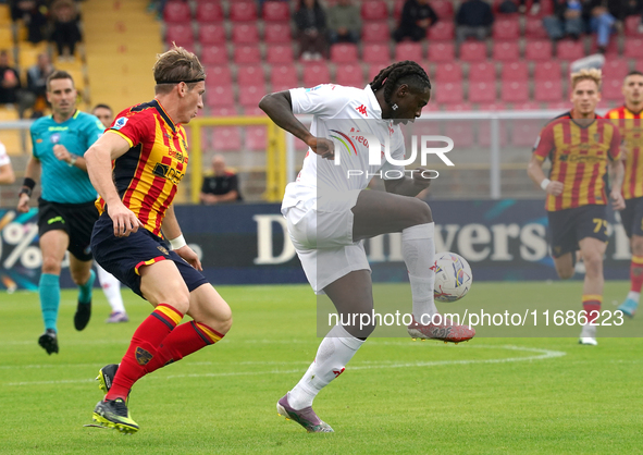 Moise Kean of ACF Fiorentina is in action during the Serie A match between Lecce and Fiorentina in Lecce, Italy, on October 20, 2024. 