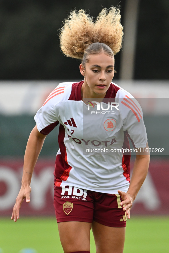 Alayah Pilgrim of A.S. Roma Femminile is in action during the 7th day of the Serie A Femminile eBay Championship between A.S. Roma and A.C....