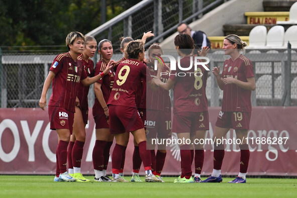 Manuela Giugliano of A.S. Roma Femminile celebrates after scoring the goal to make it 1-1 during the 7th day of the Serie A Femminile eBay C...