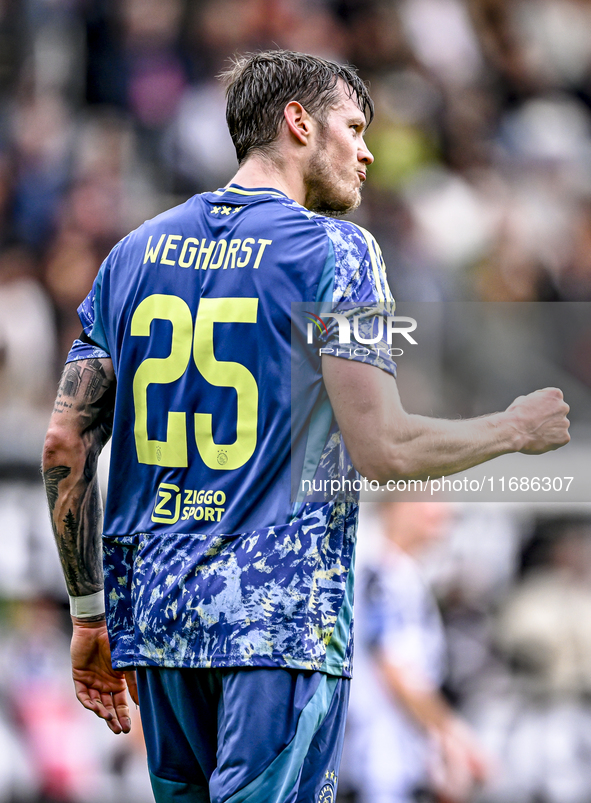 AFC Ajax Amsterdam forward Wout Weghorst celebrates the goal during the match between Heracles Almelo and Ajax at the Asito Stadium for the...