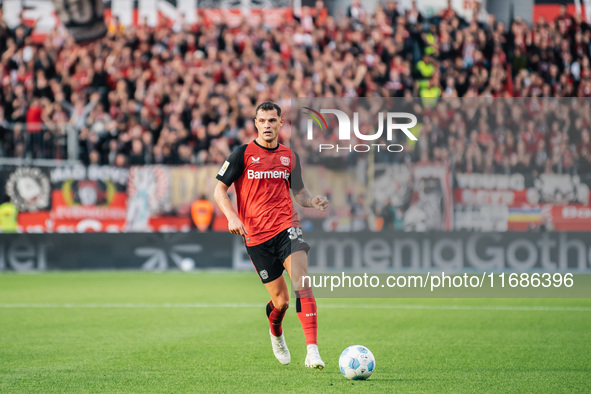 Granit Xhaka of Bayer 04 Leverkusen is in action during the Bundesliga match between Bayer 04 Leverkusen and Eintracht Frankfurt at BayArena...