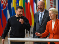 Ukraine's president Volodymyr Zelensky (L), European Council President Charles (C), and European Commission President Ursula von der Leyen (...